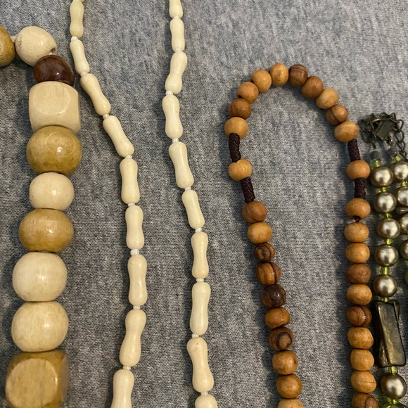 Beaded Jewelry Lot - Picture 5 of 12